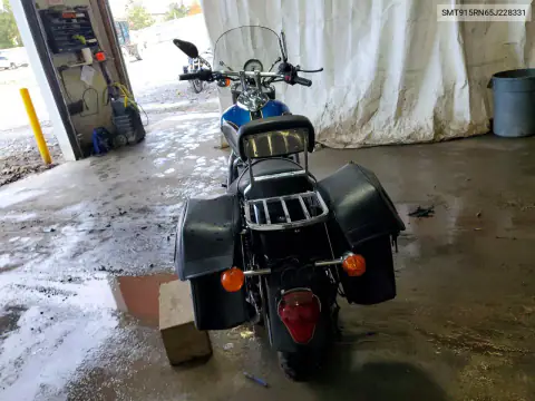 SMT915RN65J228331 — 2005 Triumph Speedmaster, фото 4 с аукциона Copart, Боковая часть