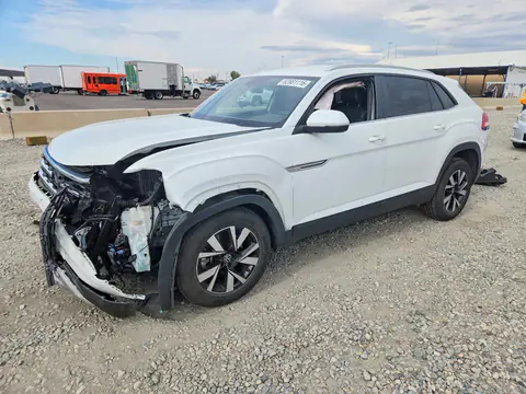 1V2LC2CA6PC226152 — 2023 Volkswagen Atlas Cross Sport, Передняя часть (Front End), фото до ремонта