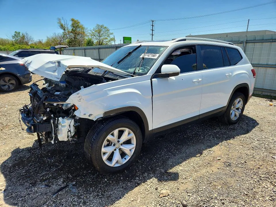 2018 Volkswagen Atlas VIN 1V2BR2CA4JC513572 фото 1