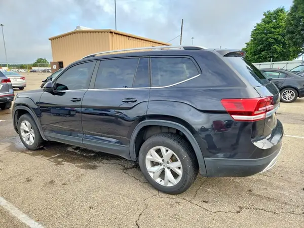 1V2DR2CA7JC523408 — 2018 Volkswagen Atlas, фото 2 с аукциона Copart 01.10.2026, Подтопление