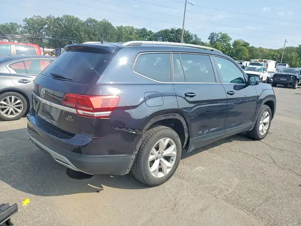 1V2GR2CAXJC531385 — 2018 Volkswagen Atlas, фото 3 с аукциона Copart 13.10.2026, Боковая часть