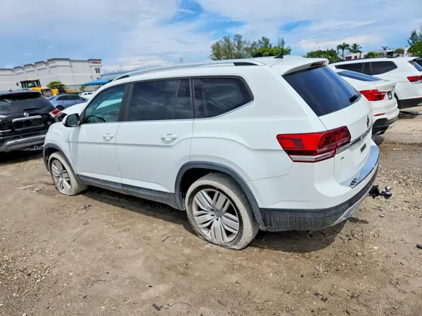 1V2WR2CAXKC606129 — 2019 Volkswagen Atlas, фото 2 с аукциона Copart, Передняя часть