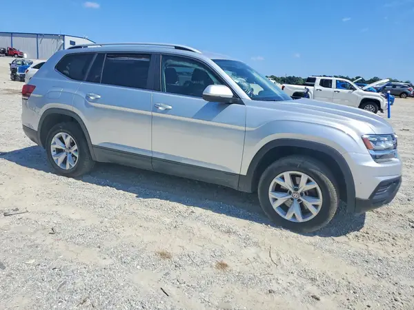 1V2GR2CA5KC566613 — 2019 Volkswagen Atlas, фото 4 с аукциона Copart, Задняя часть