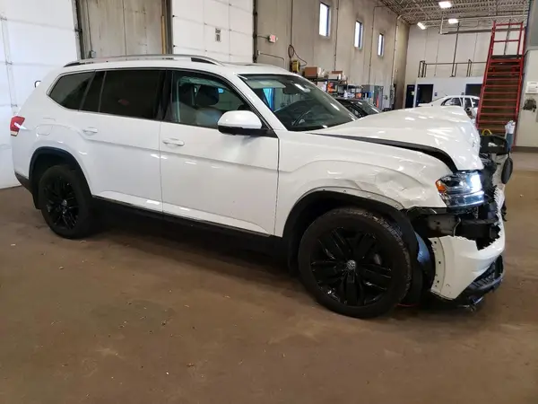 1V2NR2CA6KC532350 — 2019 Volkswagen Atlas, фото 4 с аукциона Copart, Передняя часть