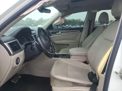 2019 Volkswagen Atlas Se VIN 1V2YR2CAXKC563243 фото 7