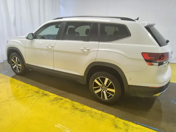 1V2DP2CA0MC588949 — 2021 Volkswagen Atlas, фото 2 с аукциона Copart 29.09.2026, Механические повреждения