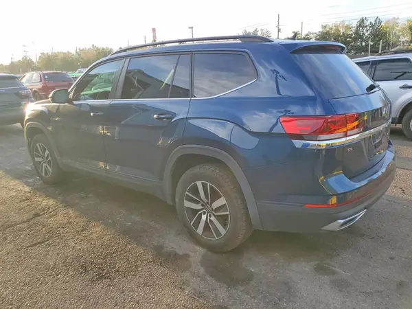 1V2LP2CA7MC554633 — 2021 Volkswagen Atlas, фото 2 с аукциона Copart, Передняя часть