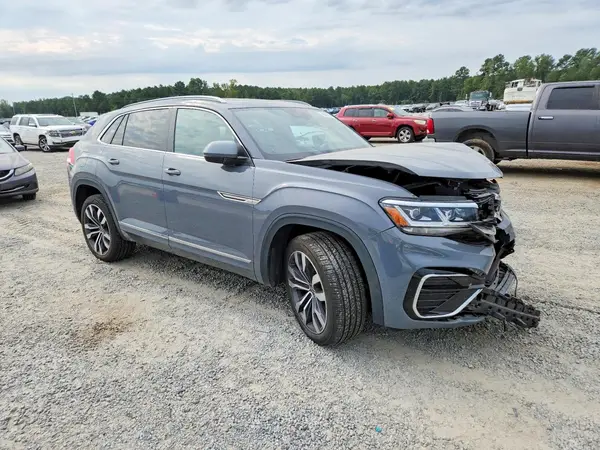 1V2SE2CA1MC203458 — 2021 Volkswagen Atlas, фото 4 с аукциона Copart, Передняя часть