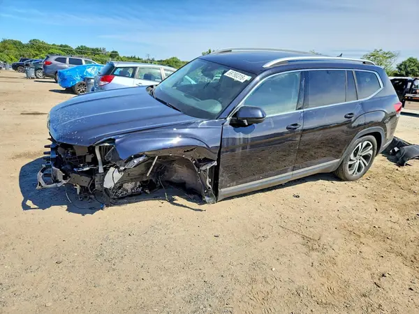 1V2TR2CA3MC531134 — 2021 Volkswagen Atlas, Передняя часть (Front End), фото до ремонта