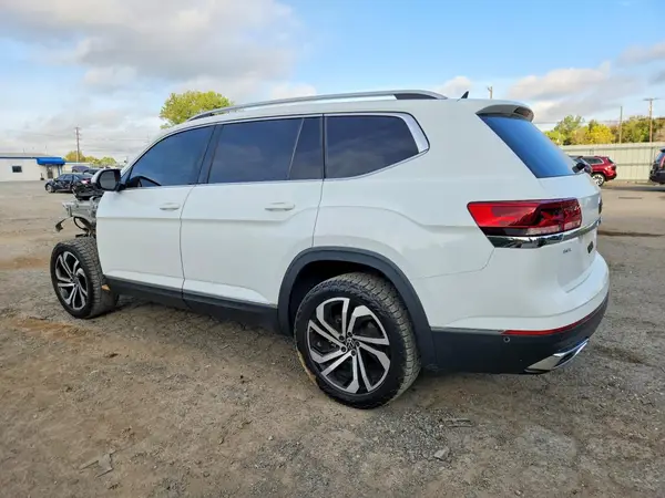 1V2TP2CA6MC589597 — 2021 Volkswagen Atlas, фото 2 с аукциона Copart, Передняя часть