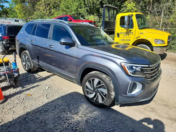 1V2BR2CA7RC510452 — 2024 Volkswagen Atlas, фото 4 с аукциона Copart, Град