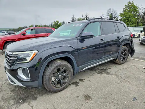 1V2CR2CA8SC549285 — 2025 Volkswagen Atlas, Задняя часть (Rear End), фото до ремонта