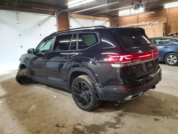 1V2KR2CA2SC563825 — 2025 Volkswagen Atlas, фото 2 с аукциона Copart, Передняя часть