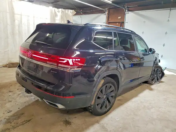 1V2KR2CA2SC563825 — 2025 Volkswagen Atlas, фото 3 с аукциона Copart, Передняя часть
