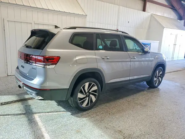 1V2HN2CA4TC572632 — 2026 Volkswagen Atlas, фото 3 с аукциона Copart 28.09.2026, Естественный износ