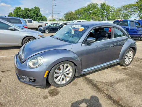 3VWJL7AT7EM647400 — 2014 Volkswagen Beetle, Передняя часть (Front End), фото до ремонта