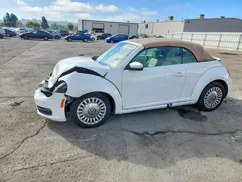 3VW507ATXGM802860 — 2016 Volkswagen Beetle, Передняя часть (Front End), фото до ремонта