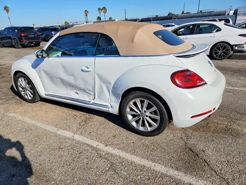 2017 Volkswagen Beetle VIN 3VW517ATXHM811086 фото 2