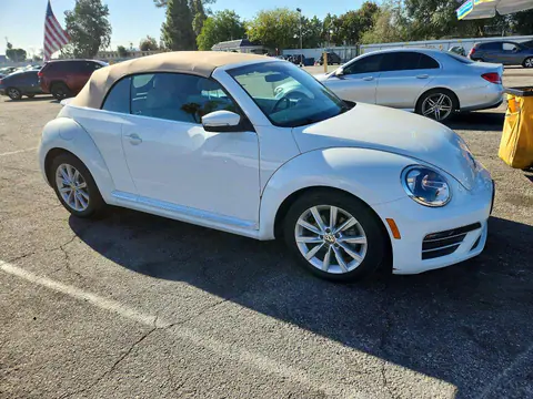 2017 Volkswagen Beetle VIN 3VW517ATXHM811086 фото 4