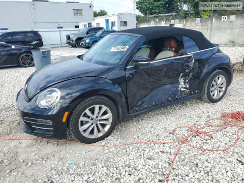 3VW517AT2HM809641 — 2017 Volkswagen Beetle, Сторона, фото до ремонта