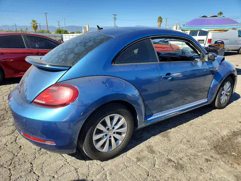 2019 Volkswagen Beetle VIN 3VWFD7AT8KM713340 фото 3