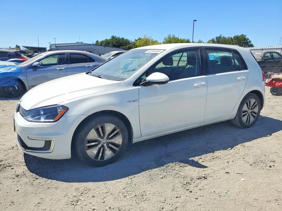 2016 Volkswagen E-Golf VIN WVWKP7AUXGW915783 фото 1