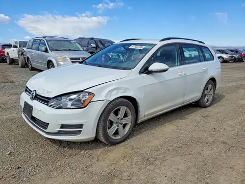 3VWFA7AU4FM520528 — 2015 Volkswagen GOLF Sportwagen, Передняя часть (Front End), фото до ремонта