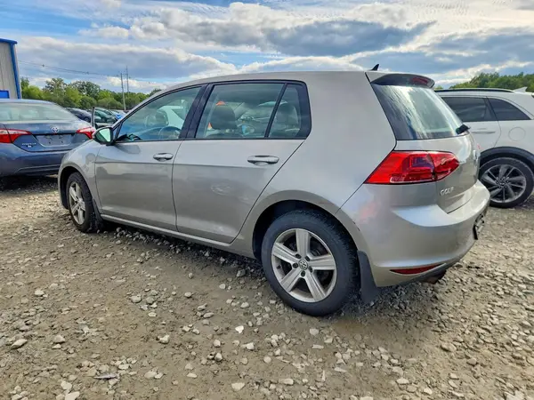 3VW117AU7HM014785 — 2017 Volkswagen GOLF, фото 2 с аукциона Copart 07.10.2026, Передняя часть