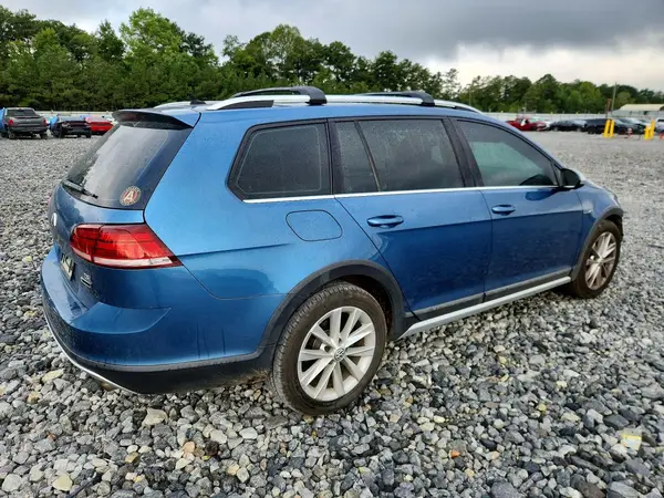 3VWH17AU9JM762474 — 2018 Volkswagen GOLF, фото 3 с аукциона Copart 01.10.2026, Передняя часть
