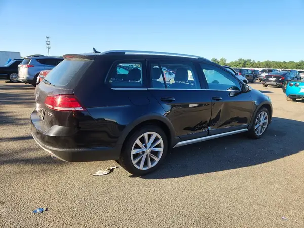 3VWH17AU5KM517284 — 2019 Volkswagen GOLF, фото 3 с аукциона Copart 14.10.2026, Боковая часть