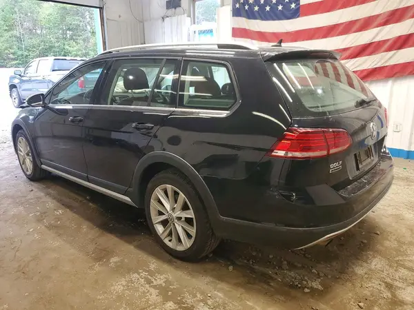 3VWM17AUXKM524343 — 2019 Volkswagen GOLF, фото 2 с аукциона Copart, Передняя часть