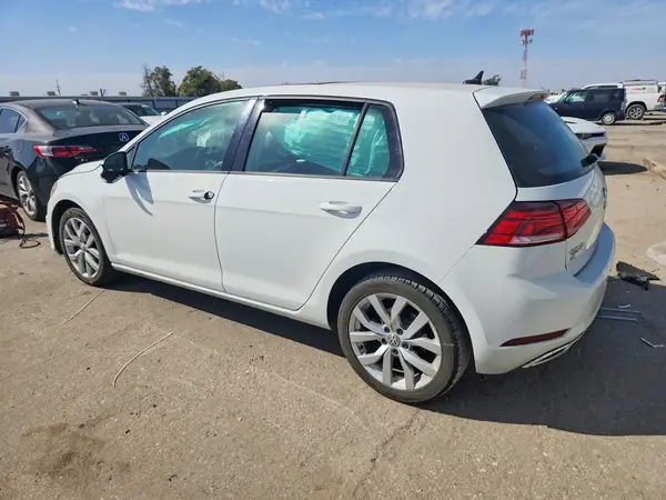3VWG57AU8KM033674 — 2019 Volkswagen GOLF, фото 2 с аукциона Copart, Передняя часть