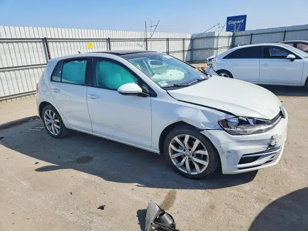 3VWG57AU8KM033674 — 2019 Volkswagen GOLF, фото 4 с аукциона Copart, Передняя часть