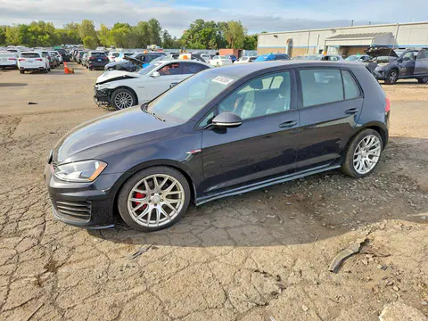 3VW5T7AUXFM015826 — 2015 Volkswagen GTI, Боковая часть (Side), фото до ремонта