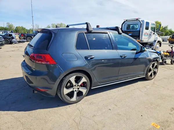 3VW447AU2GM018925 — 2016 Volkswagen GTI, фото 3 с аукциона Copart 29.09.2026, Передняя часть