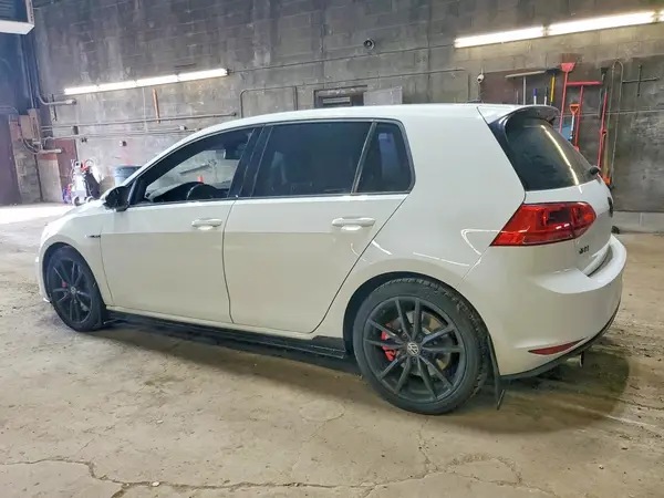 2017 VOLKSWAGEN GTI VIN 3VW447AU0HM067137 фото 2