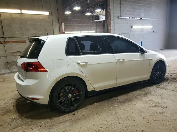 2017 VOLKSWAGEN GTI VIN 3VW447AU0HM067137 фото 3