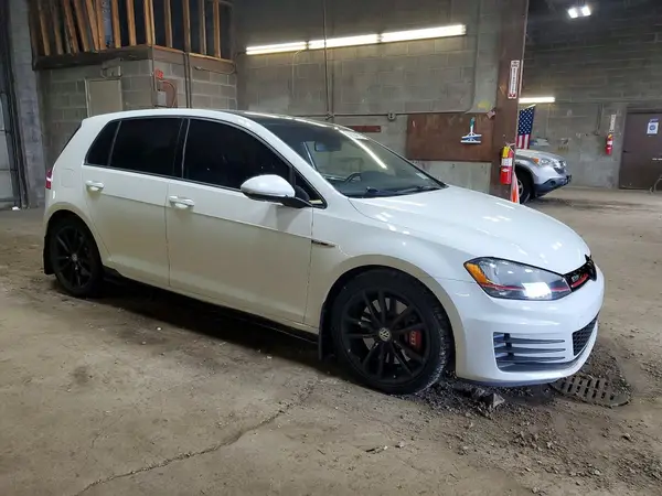 2017 VOLKSWAGEN GTI VIN 3VW447AU0HM067137 фото 4