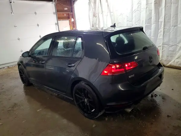 3VW4T7AU0HM030933 — 2017 Volkswagen GTI, фото 2 с аукциона Copart, Передняя часть
