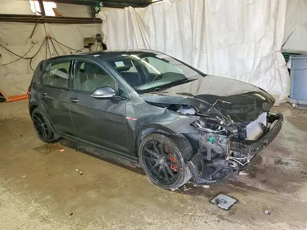 3VW4T7AU0HM030933 — 2017 Volkswagen GTI, фото 4 с аукциона Copart, Передняя часть