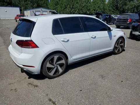 2018 Volkswagen GTI VIN 3VW447AUXJM266072 фото 3