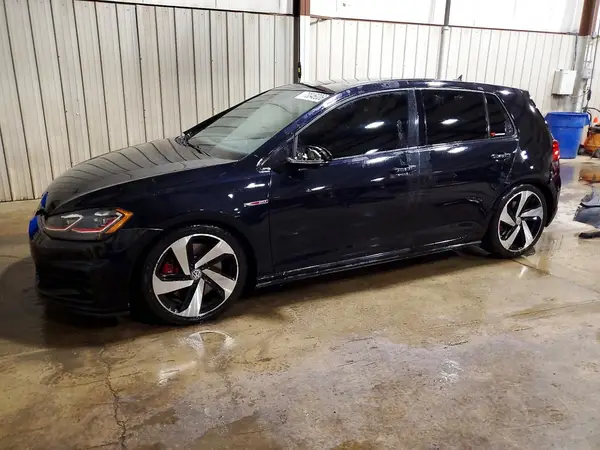 3VW547AU4JM287732 — 2018 Volkswagen GTI, Боковая часть (Side), фото до ремонта