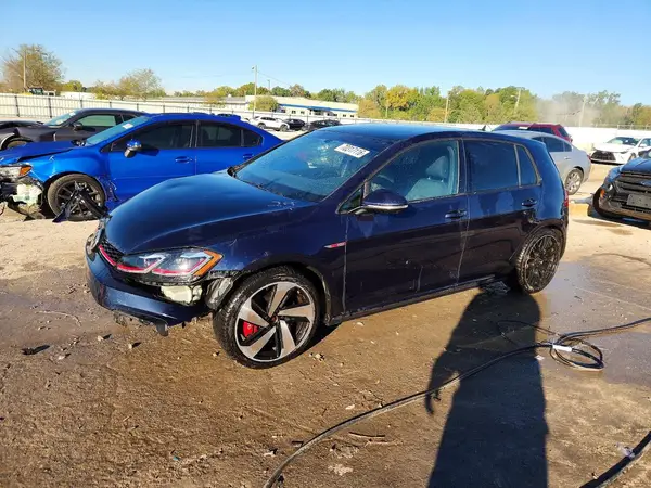 3VW447AU7JM265834 — 2018 Volkswagen GTI, Боковая часть (Side), фото до ремонта