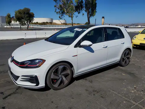 3VW447AU3JM281108 — 2018 Volkswagen GTI, Передняя часть (Front End), фото до ремонта