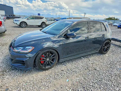 3VW6T7AU7KM005043 — 2019 Volkswagen GTI, Задняя часть (Rear End), фото до ремонта