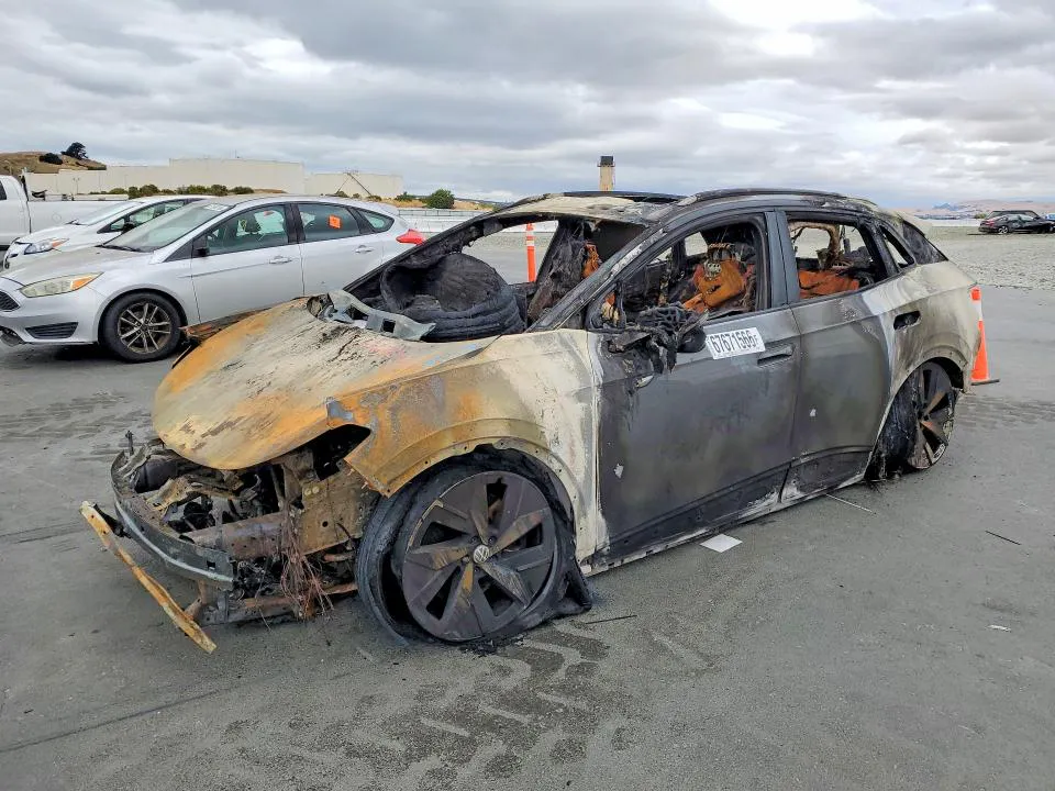 2023 Volkswagen ID.4 VIN 1V2VMPE85PC033052 фото 1
