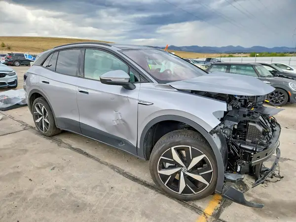 1V2WSPE84SC012499 — 2025 Volkswagen ID.4, фото 4 с аукциона Copart, Передняя часть