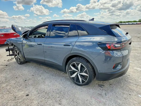 1V2VRPE82SC007020 — 2025 Volkswagen ID.4, фото 2 с аукциона Copart, Передняя часть