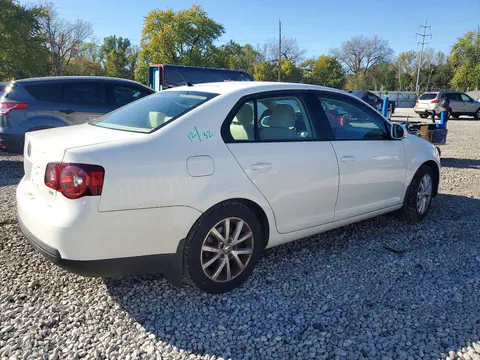 2010 VOLKSWAGEN JETTA VIN 3VWRX7AJ1AM125393 фото 3