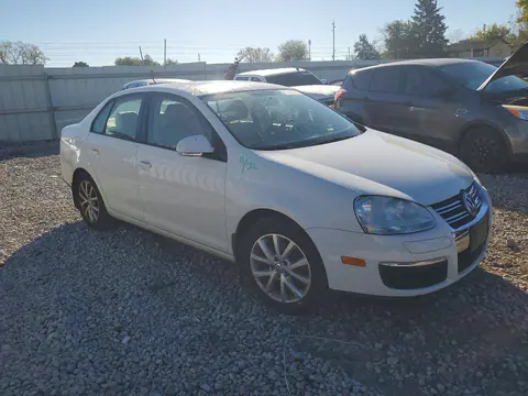 2010 VOLKSWAGEN JETTA VIN 3VWRX7AJ1AM125393 фото 4